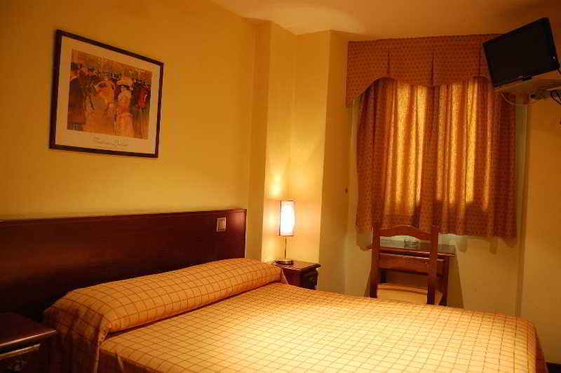 Hotel Complutense Alcalá de Henares Esterno foto