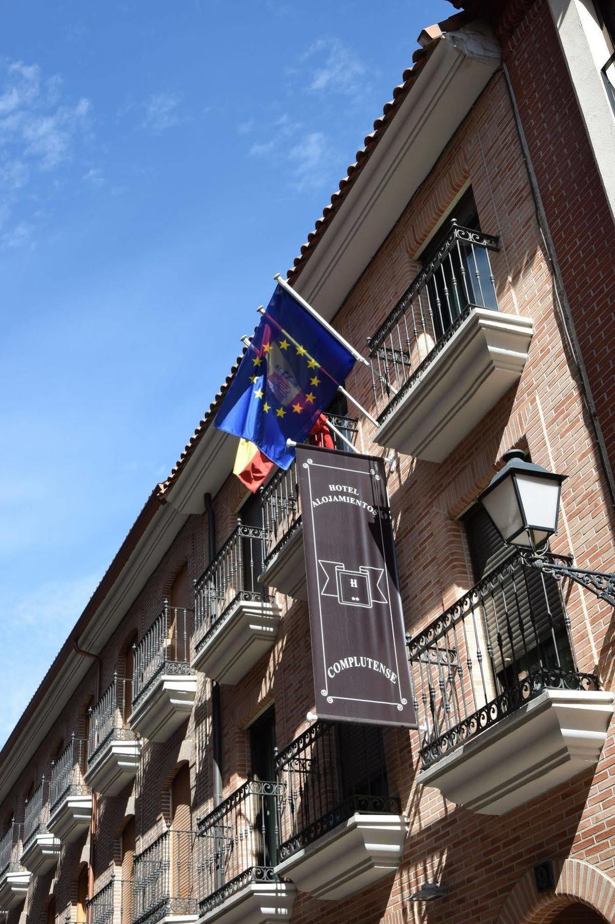 Hotel Complutense Alcalá de Henares Esterno foto